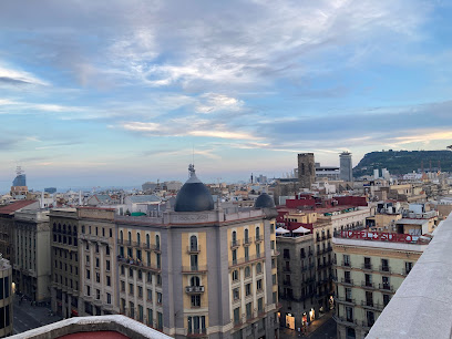 Mural feminista del carrer Bòria de Barcelona