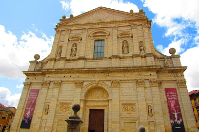 Museo de la Semana Santa (Iglesia de Santa Cruz)