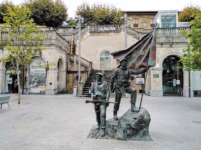 Monumento a los Gudaris