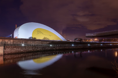 Centro Cultural Internacional Oscar Niemeyer