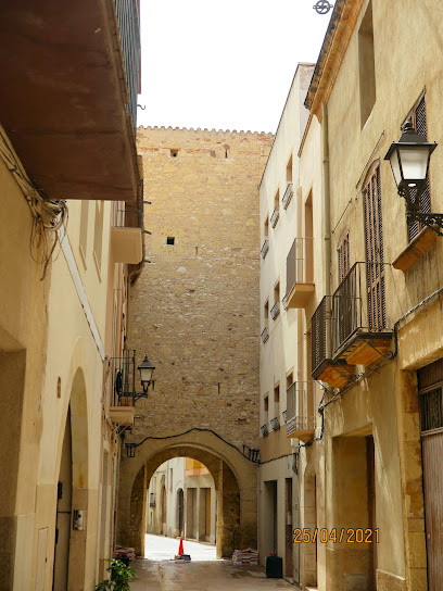 Escultures de llibres al carrer per Sant Jordi