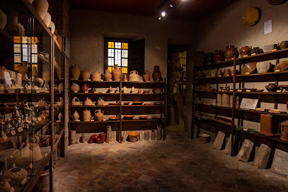Museu Rocaguinarda de Terrissa de Catalunya