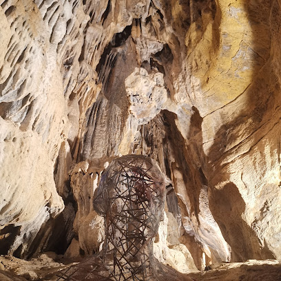 Cova dels Òrguens, Centre d'Art