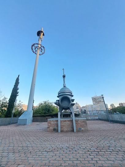 Oso y el Madroño Replica en Plaza Castilla Fundación Canal