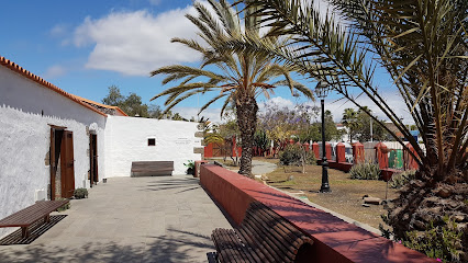Casa Saturninita