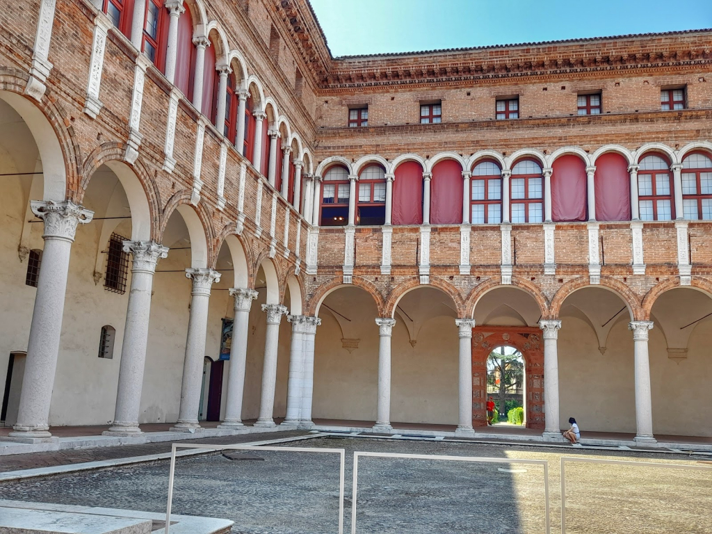 Museo Arqueológico Nacional de Ferrara