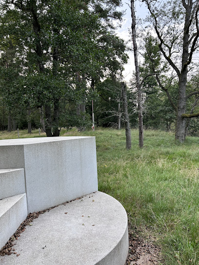 Museo de la Paz Bänken