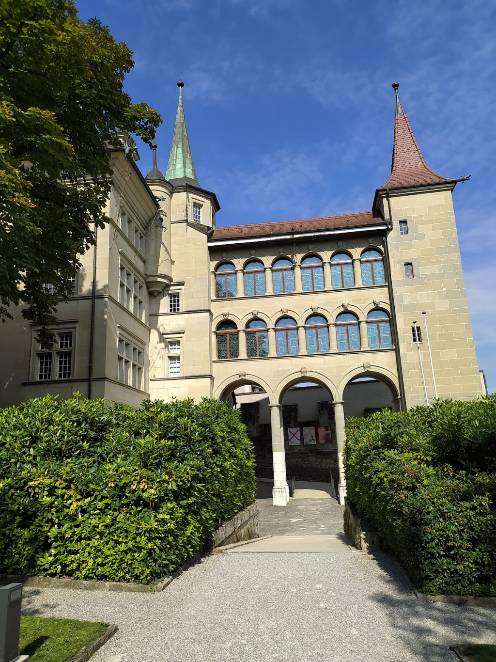 Museo de Arte e Historia