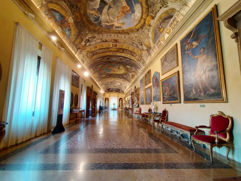 Colecciones Comunales de Arte