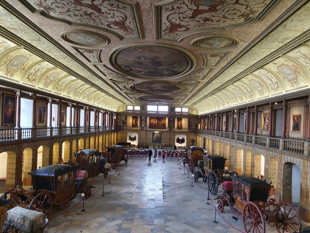 Museo Nacional de Carruajes - Antigua Escuela Real de Equitación