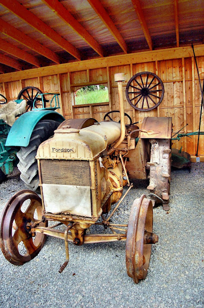 Lindströms Traktorer AB