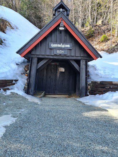 Antigua mina Løkken