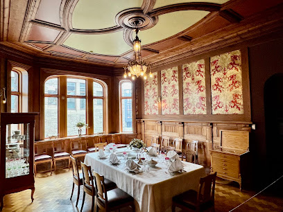 Centro de Jugendstil y KUBE