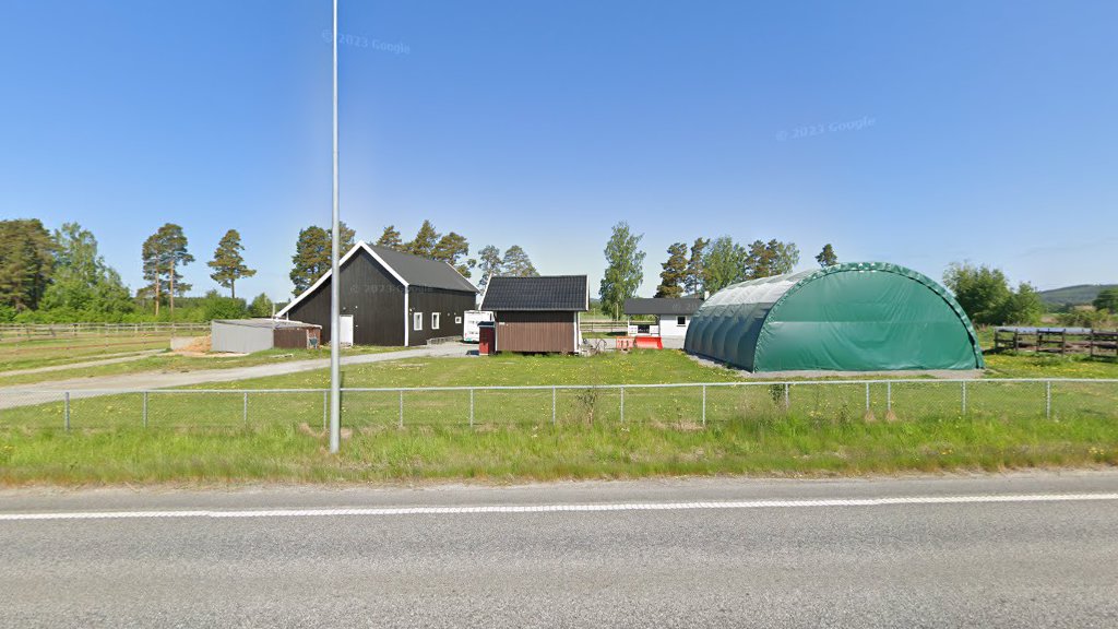 Granja y salón Kjekstad