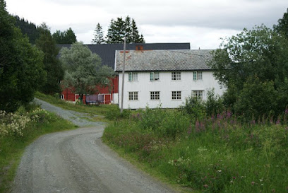Urstad Gård
