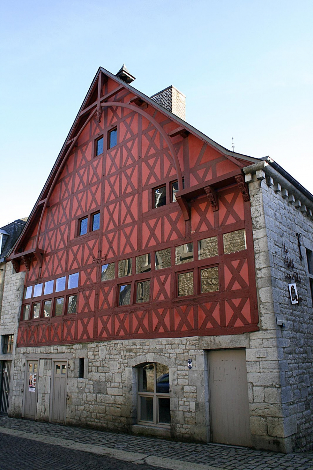 Museo de Arte Moderno y Contemporáneo de Durbuy