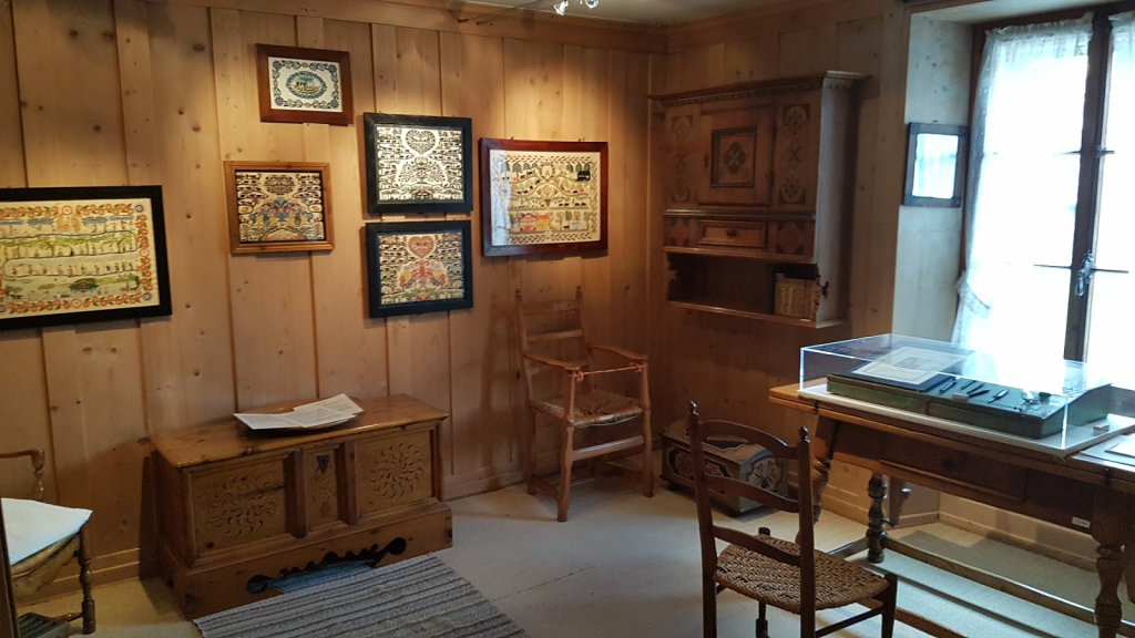 Museo del Viejo País de Enhaut