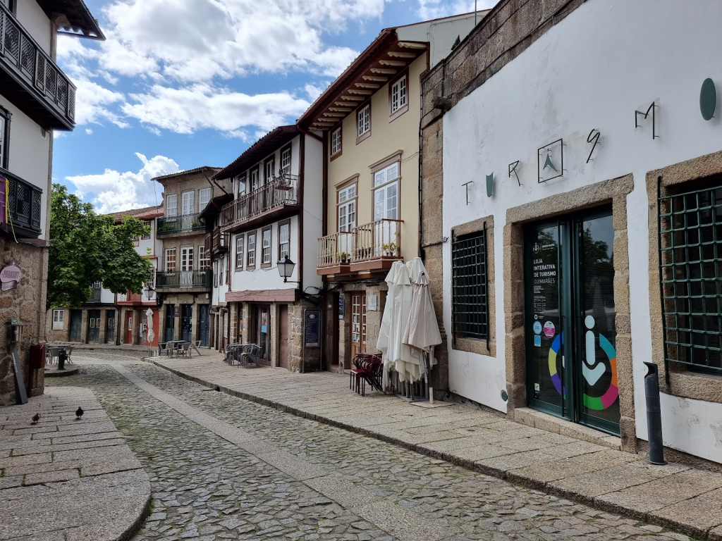 Palacio Santiago / Museo Alberto Sampaio