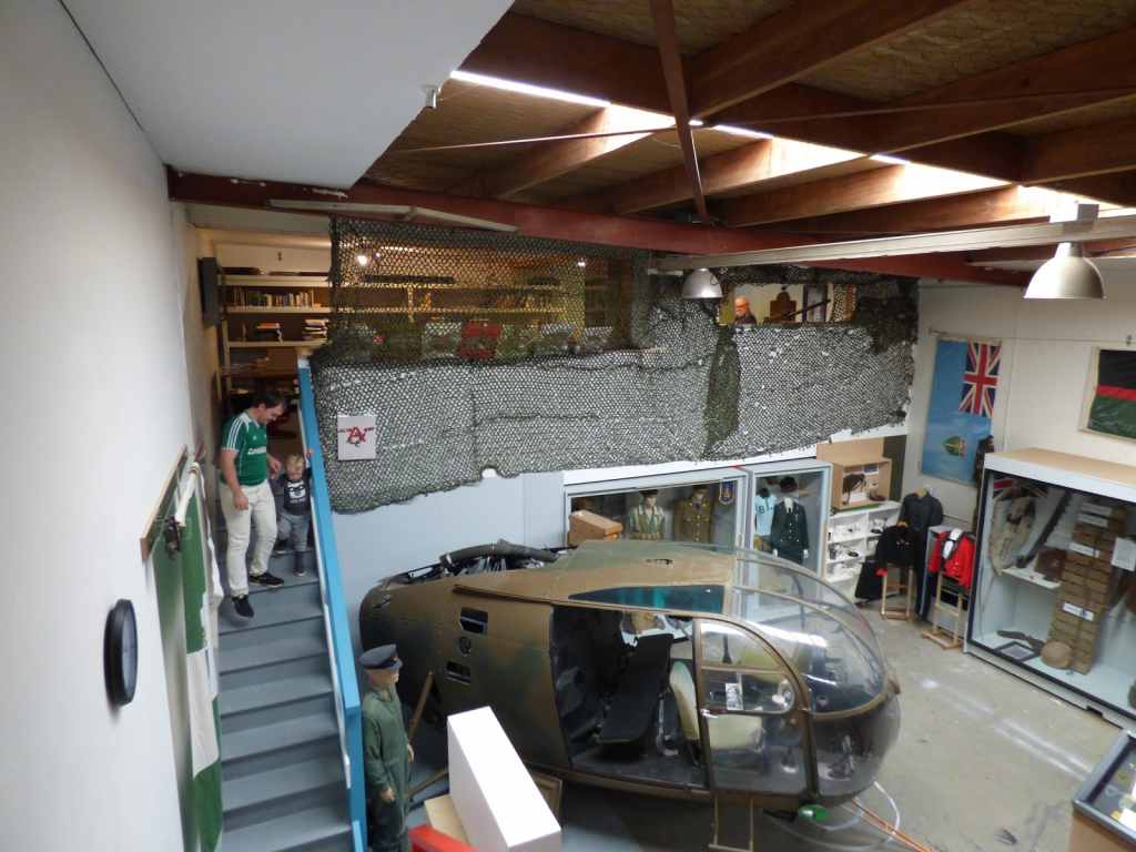 El León y el Tusk - Museo de la Asociación de Servicios de Rodesia