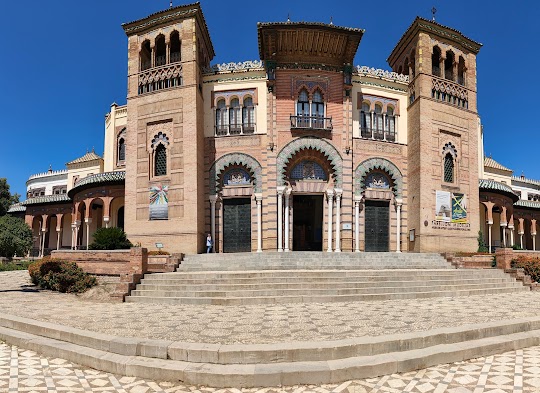 Museo de Artes y Costumbres Populares