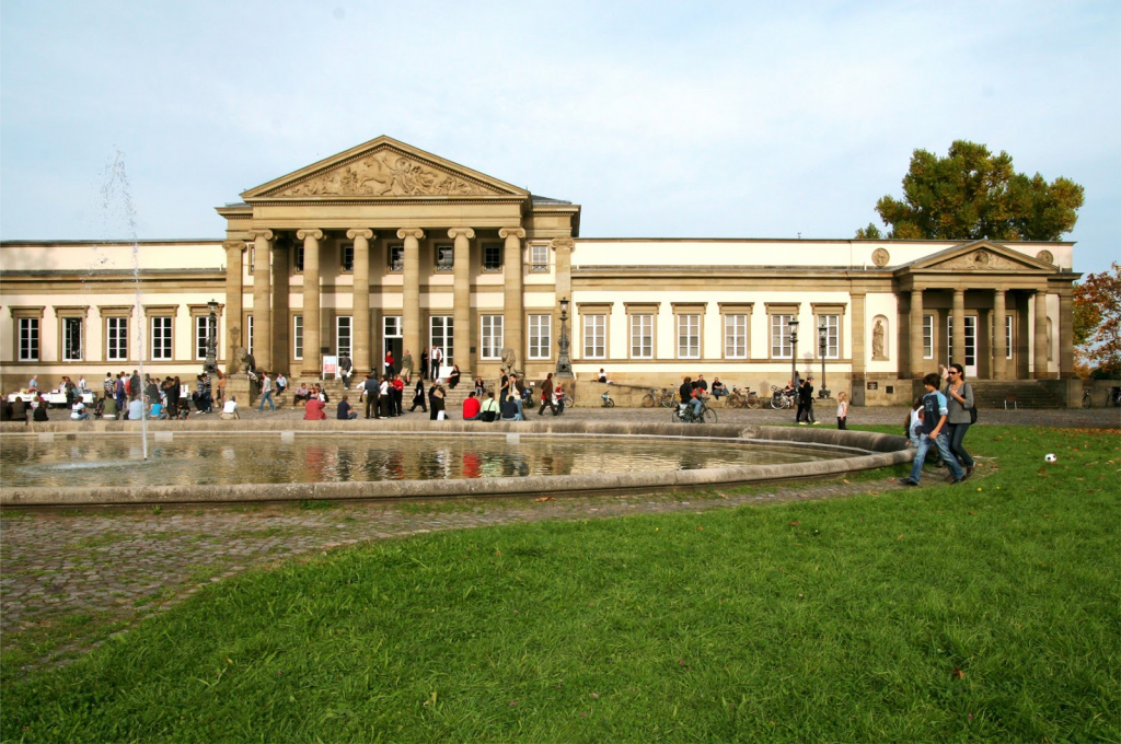 Museo de Historia Natural de Stuttgart, Castillo de Rosenstein