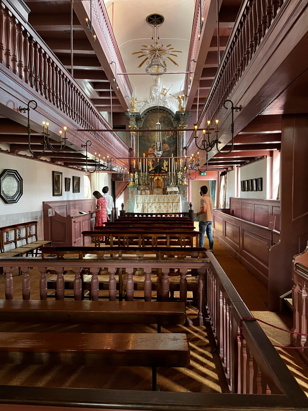 Museo Nuestro Señor en el Ático (Antigua Iglesia Católica Oculta)