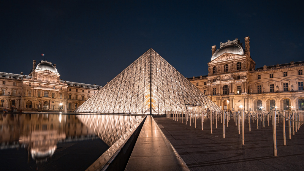 Museo del Louvre