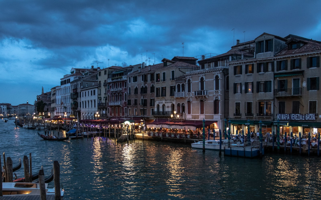 Estructuras Personales - Exposición de Arte