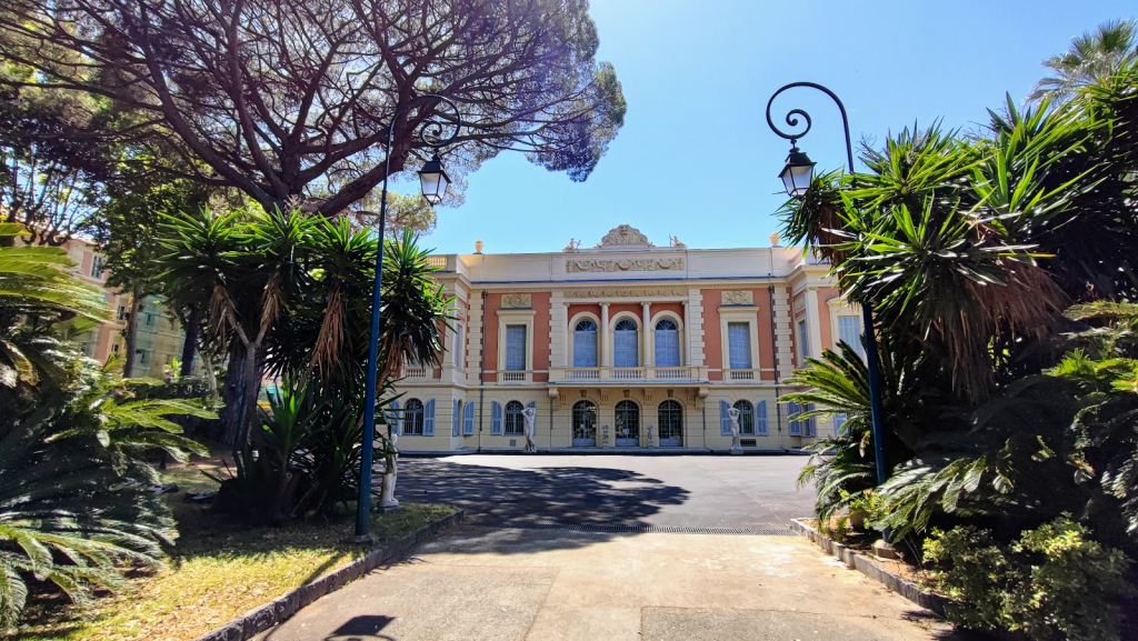 Museo de Bellas Artes / Palacio Carnolès